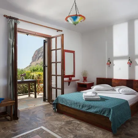 Village Aparthotel Monemvasía