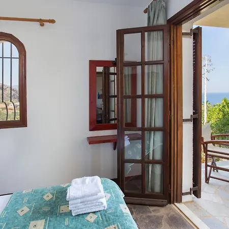 Village Aparthotel