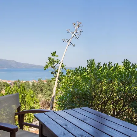 Village Aparthotel 4*