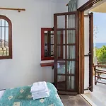 Village Aparthotel 4*