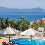 Village Aparthotel