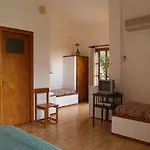 Aparthotel Village 4*