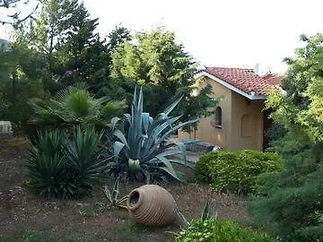Village 2* Монемвазия