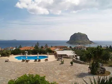 Appart hôtel Village 2*