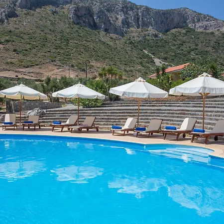 Appart hôtel Village 2*