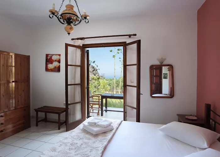 Village מלון דירות מונמבאסיה